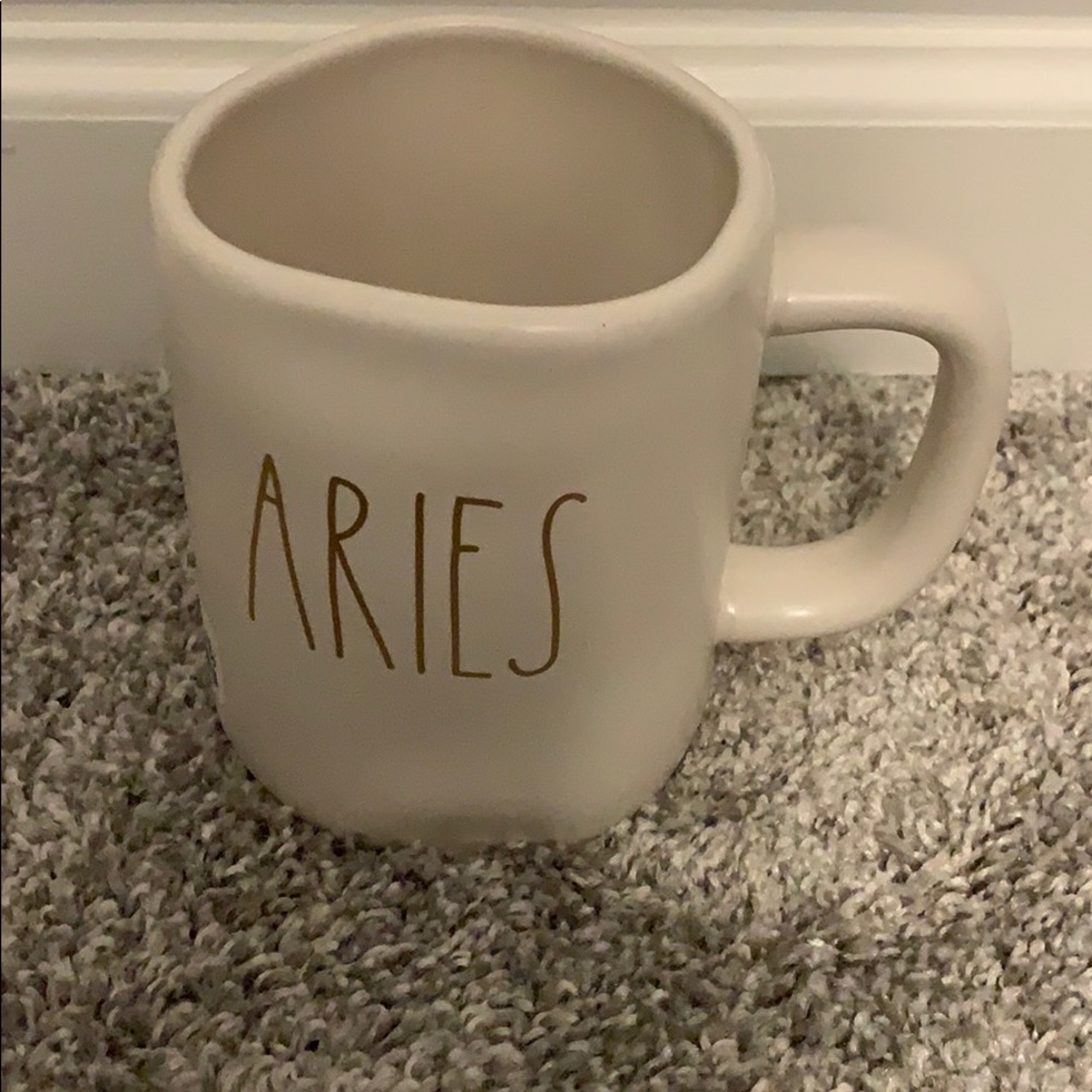 NWT Rae Dunn mug Aries